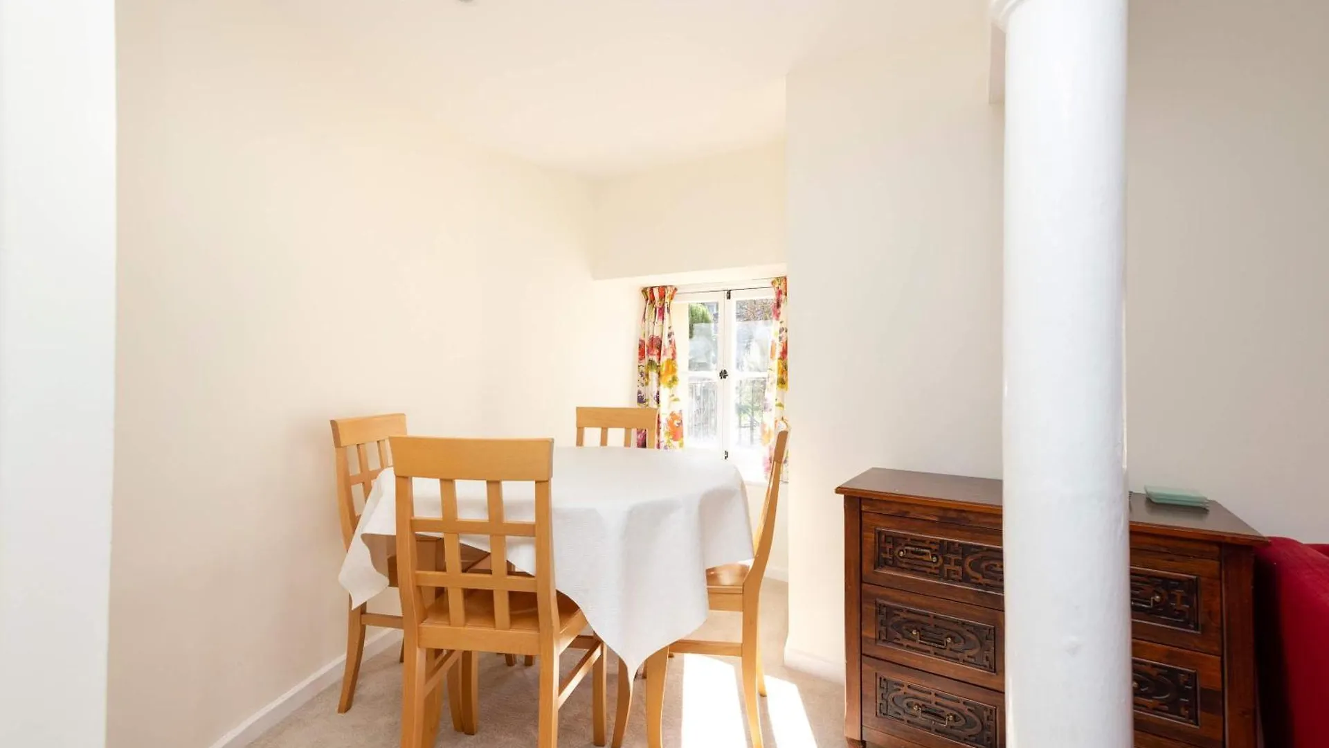 Joivy Secluded Brewery Apartment Edinburgh