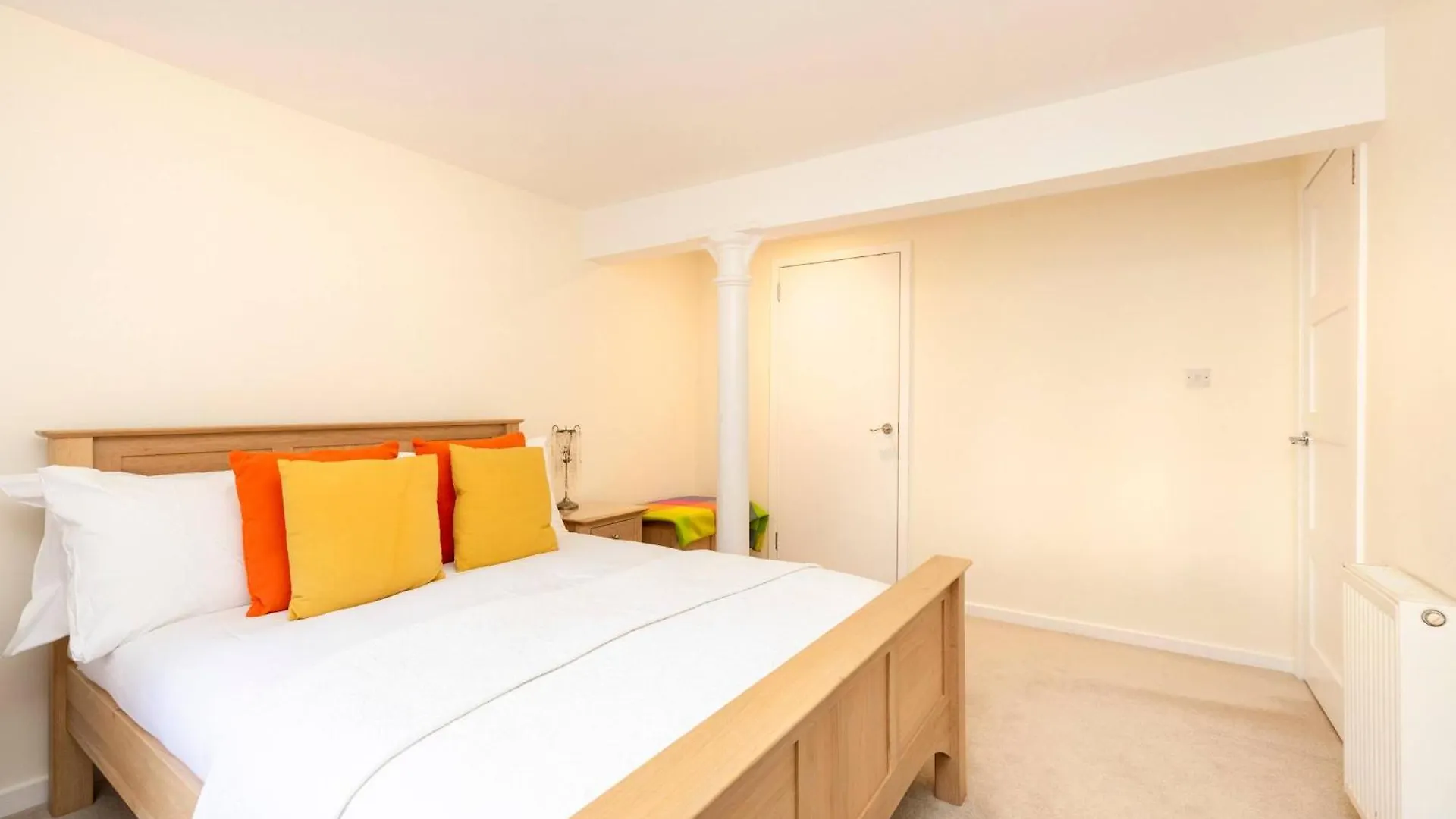 Joivy Secluded Brewery Apartment Edinburgh United Kingdom