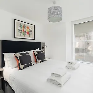  Apartment Destiny Scotland Market Street