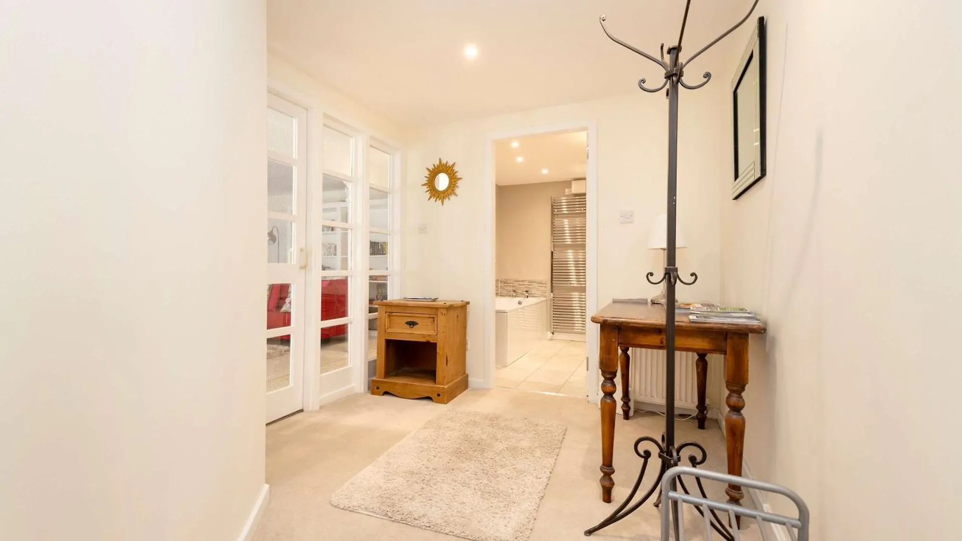 Joivy Secluded Brewery Apartment Edinburgh